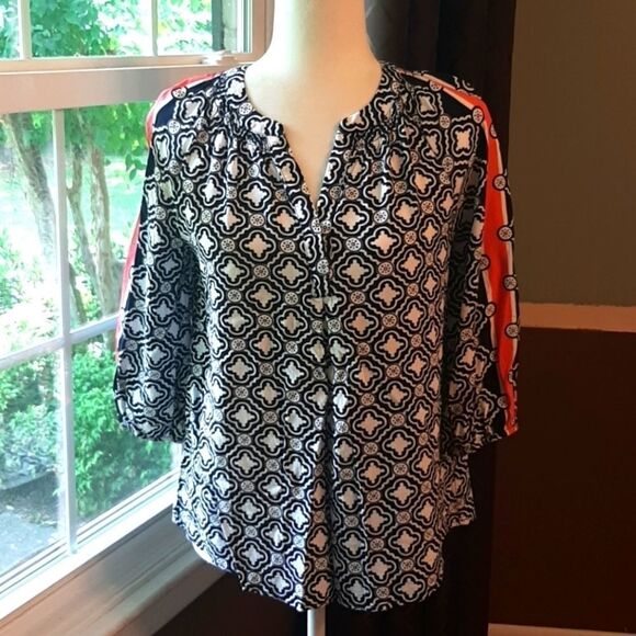 Crown & Ivy blouse - Picture 1 of 4